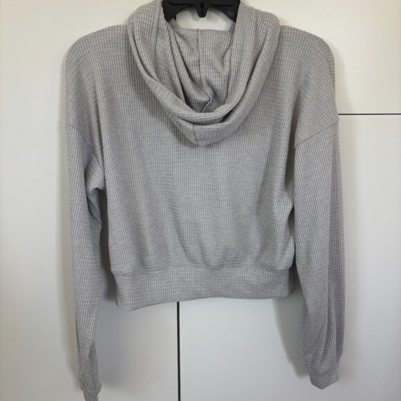 Hollister Grey Waffle Cropped Zip Up Hoodie Size Small - Picture 2 of 3